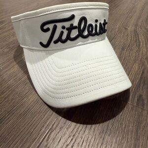 Titleist Pro V1 White Golf Visor FootJoy Adjustable